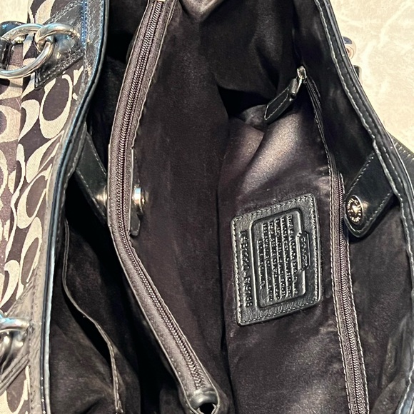 Authentic Coach Purse - Picture 10 of 10